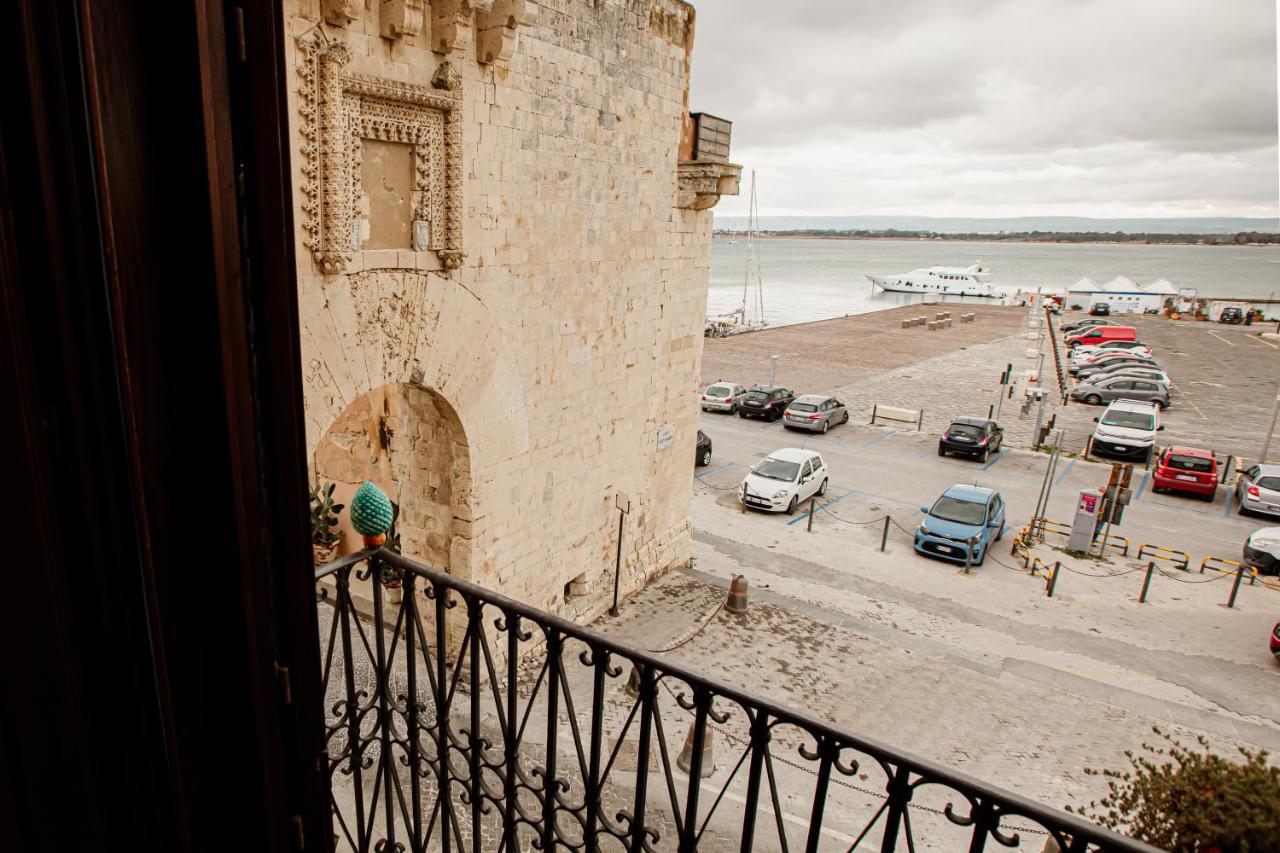مبيت وإفطار سيراكوزا Palazzo Giunta - Porta Marina Ortigia المظهر الخارجي الصورة