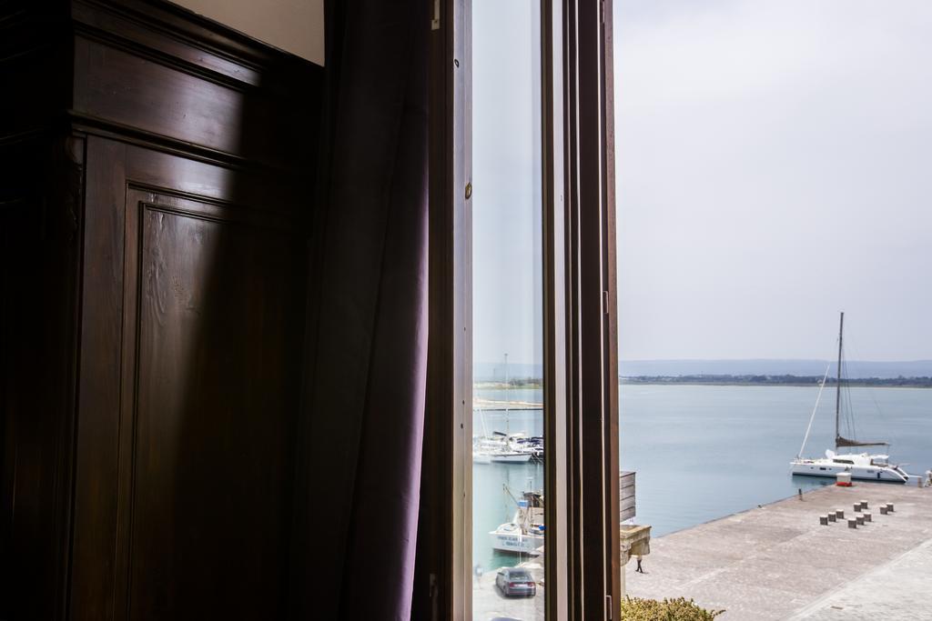 مبيت وإفطار سيراكوزا Palazzo Giunta - Porta Marina Ortigia المظهر الخارجي الصورة